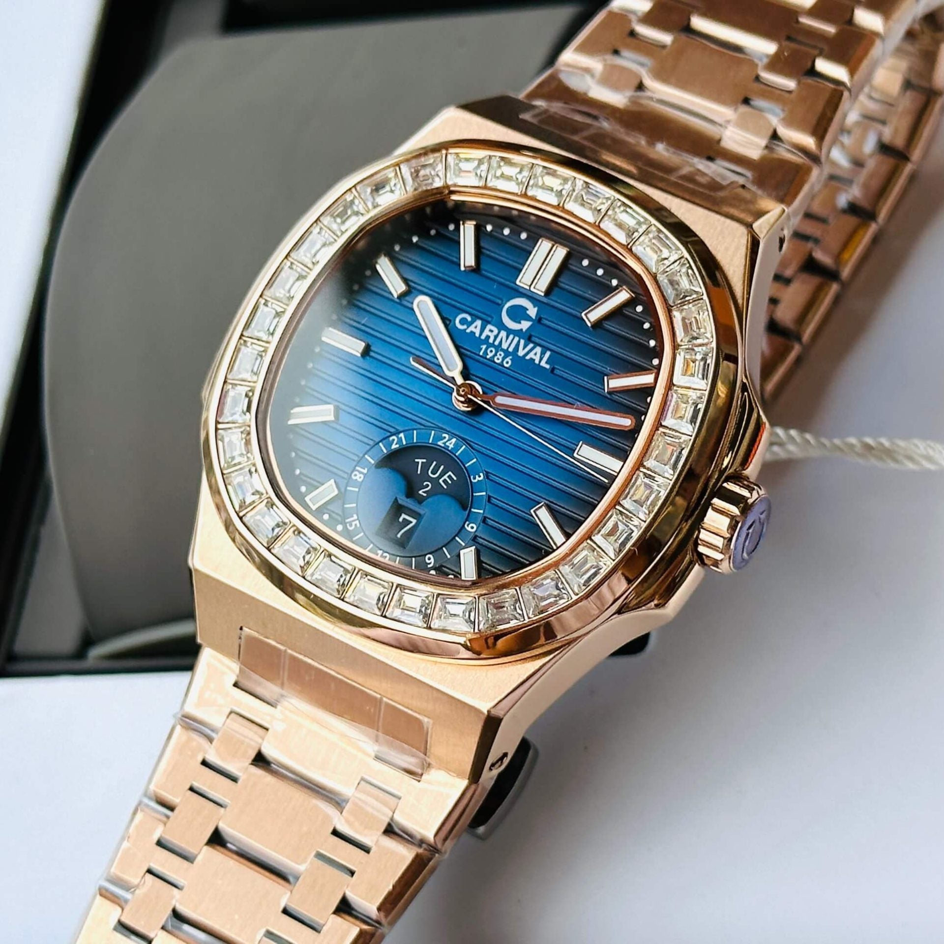 Carnival 8110G Rosegold Xanh ( 8110G-VH-KL-X)