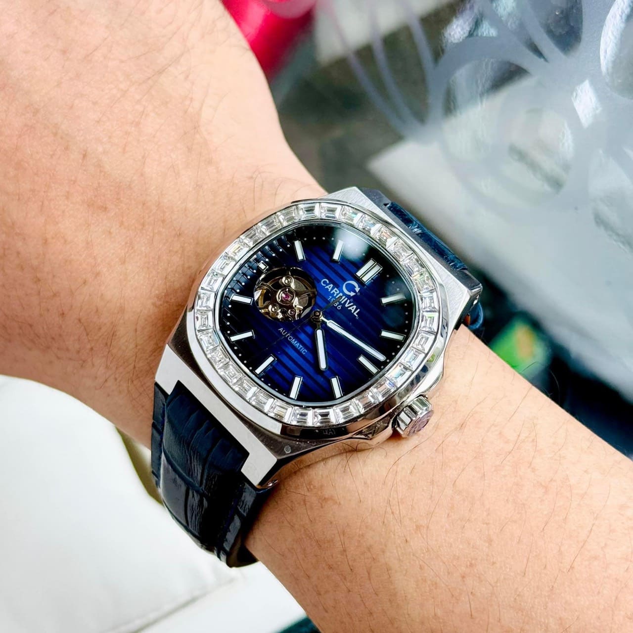 Carnival 8128G Bạc Xanh Dây Da ( 8128G-VT-DD-X)