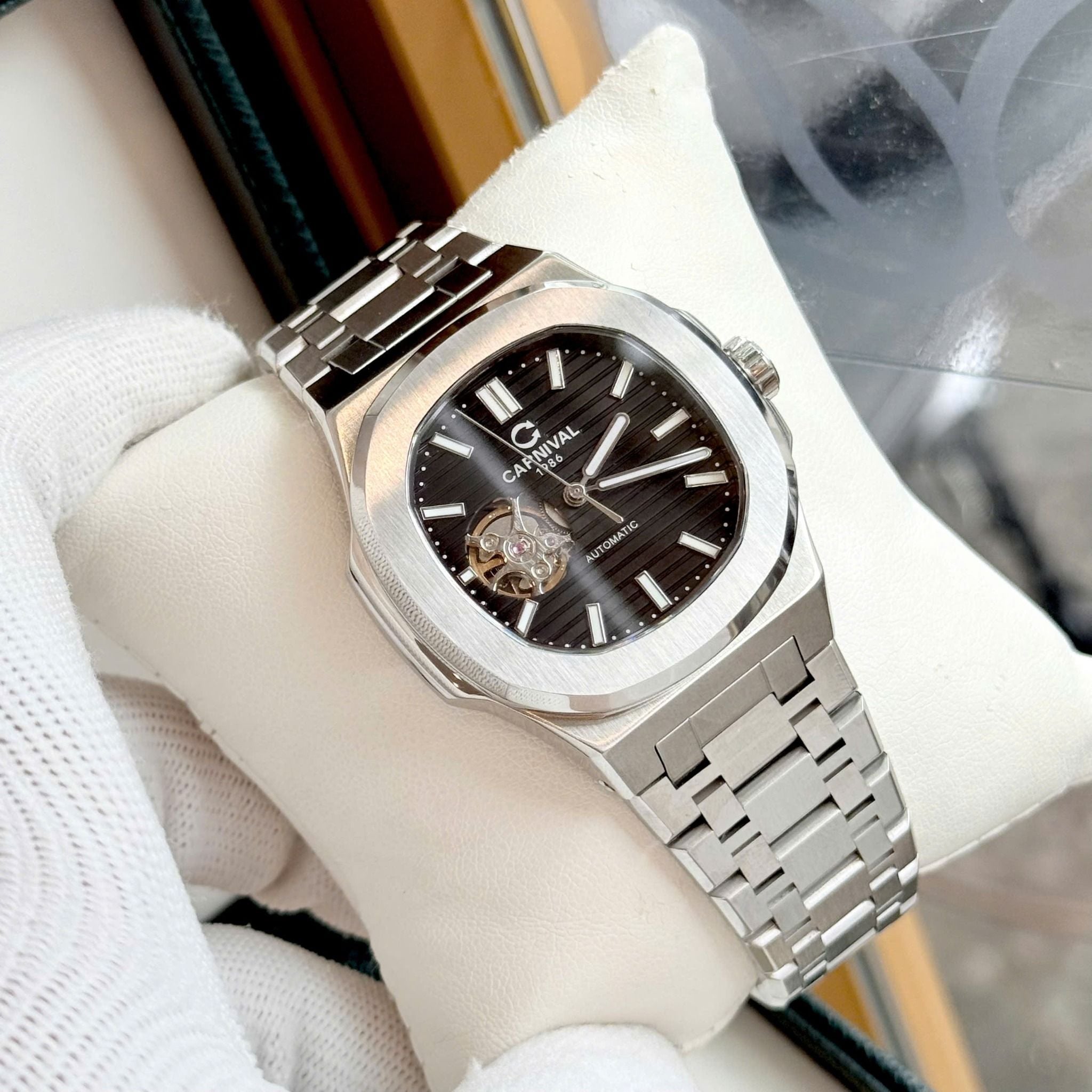 Carnival 8128G1 Bạc Đen ( 8128G1-VT-D)