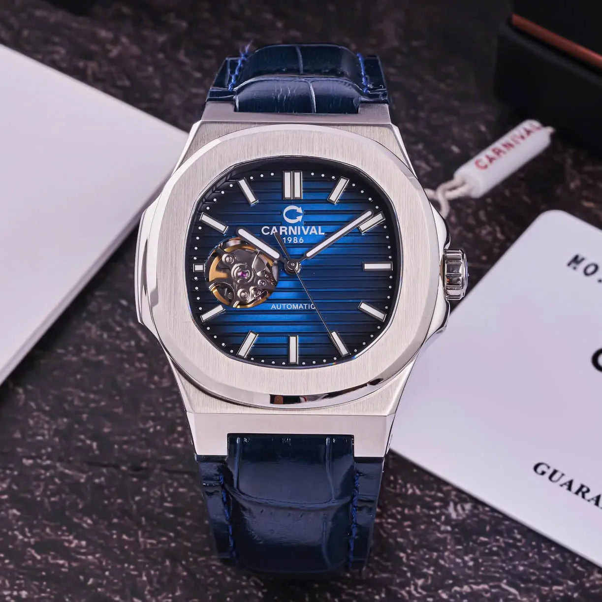 Carnival 8128G1 Bạc Xanh Dây Da ( 8128G1-VT-DD-X)