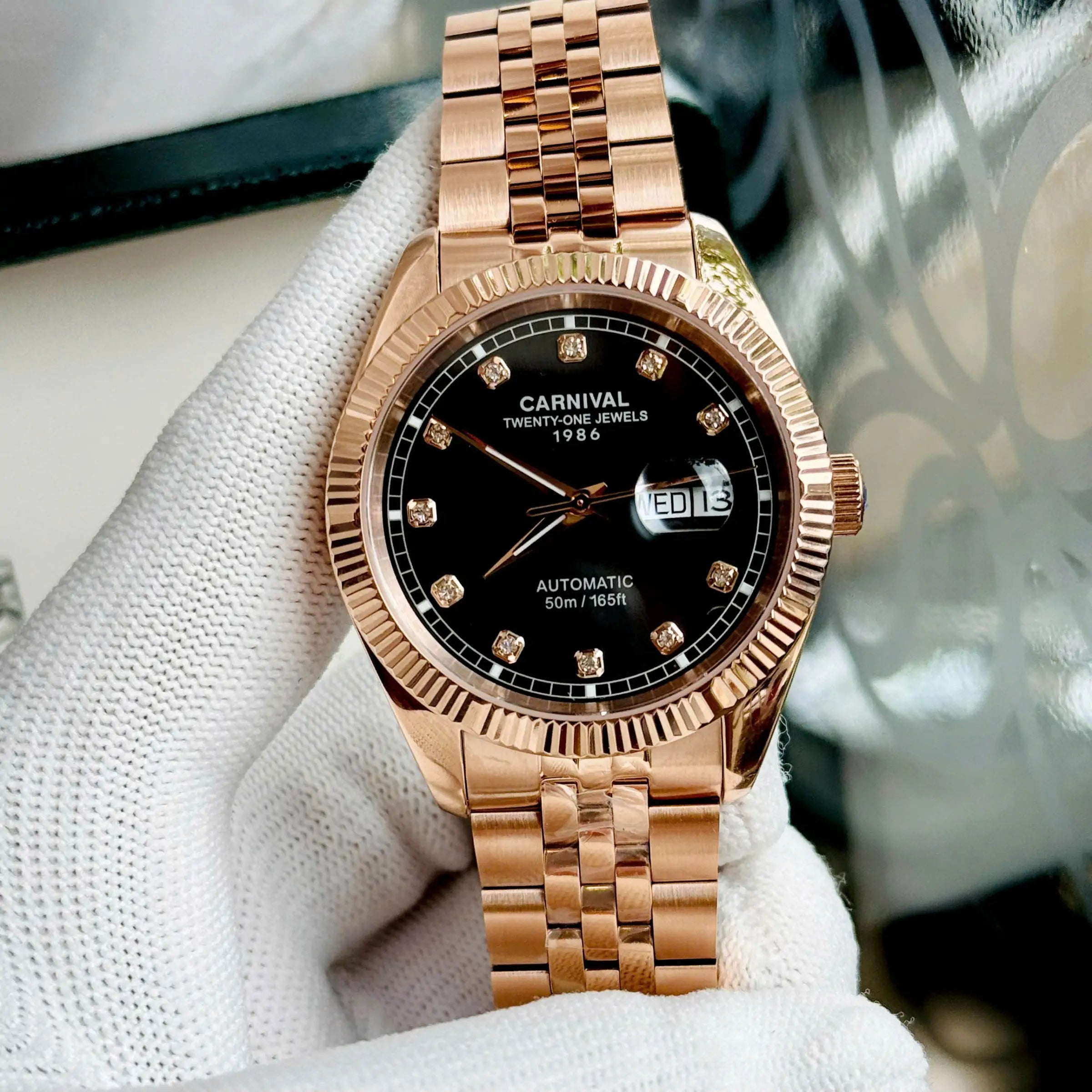 Carnival 8131G Rosegold Đen ( 8131G-VH-D)