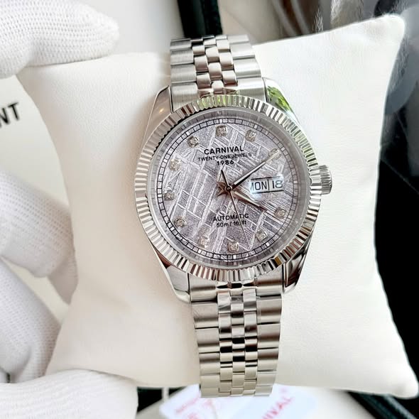 Carnival 8131G Bạc Thiên Thạch ( 8131G-VT-TT)