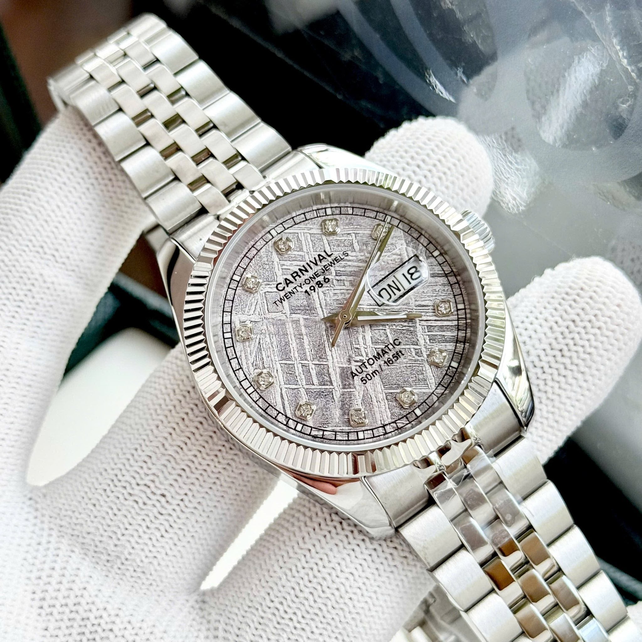 Carnival 8131G Bạc Thiên Thạch ( 8131G-VT-TT)