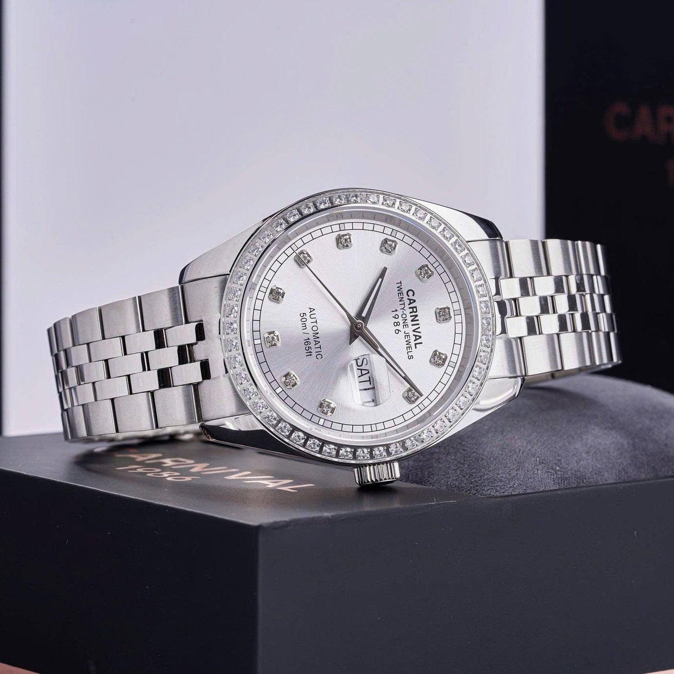 Carnival 8131G2 Bạc Trắng ( 8131G2-VT-T)