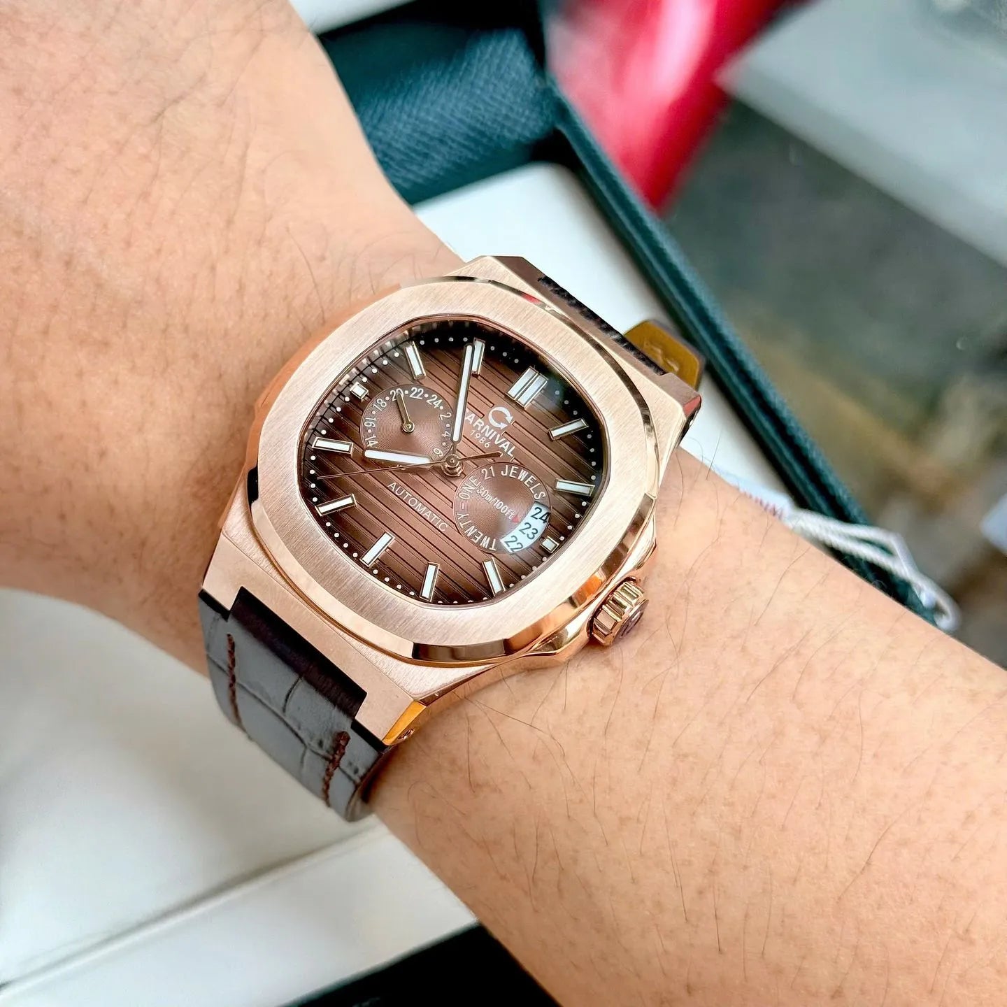 Carnival 8158G Rosegold Dây Da Nâu ( 8158G-VH-DD-N)