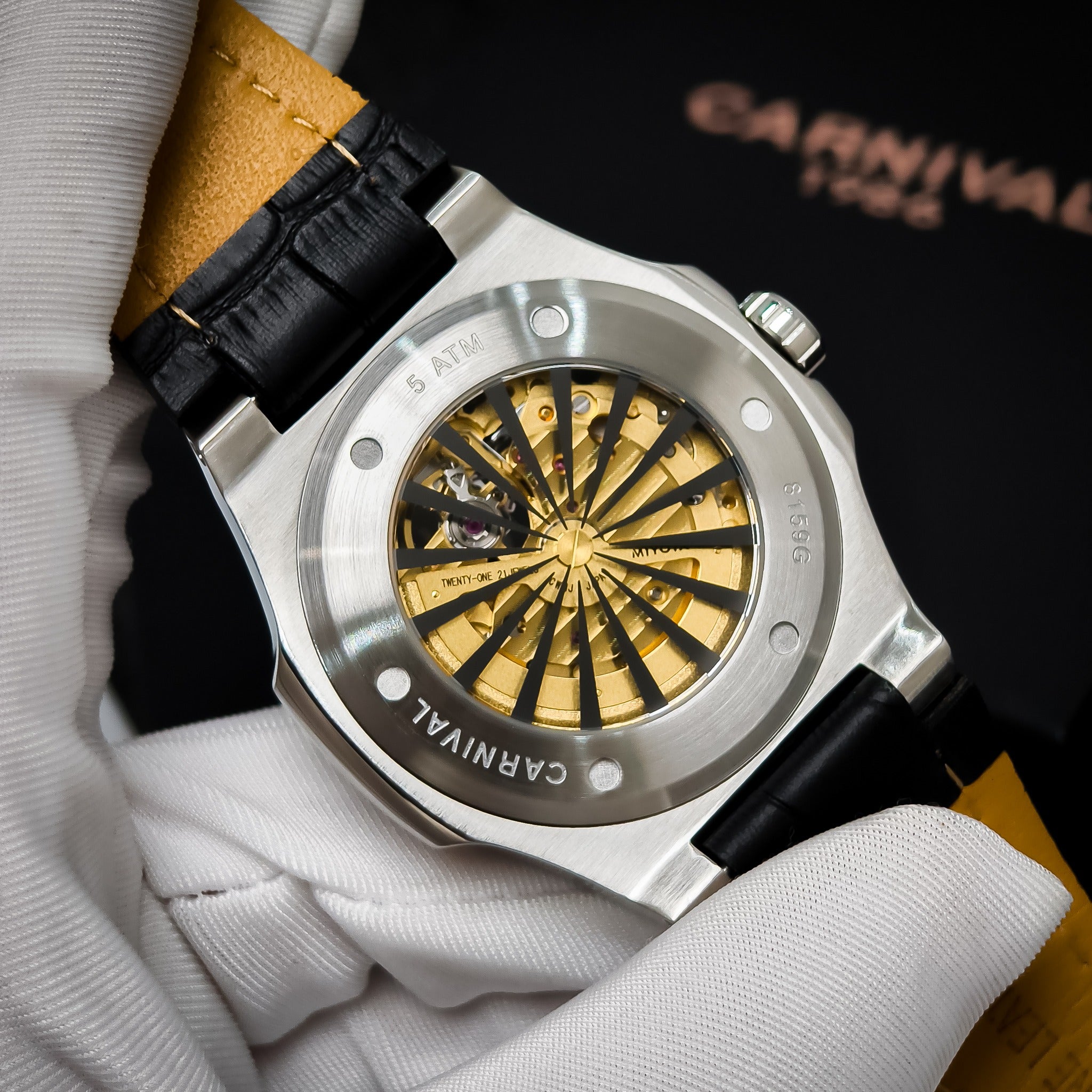 Carnival 8159G Bạc Dây Da Đen ( 8159G-VT-DD-D)