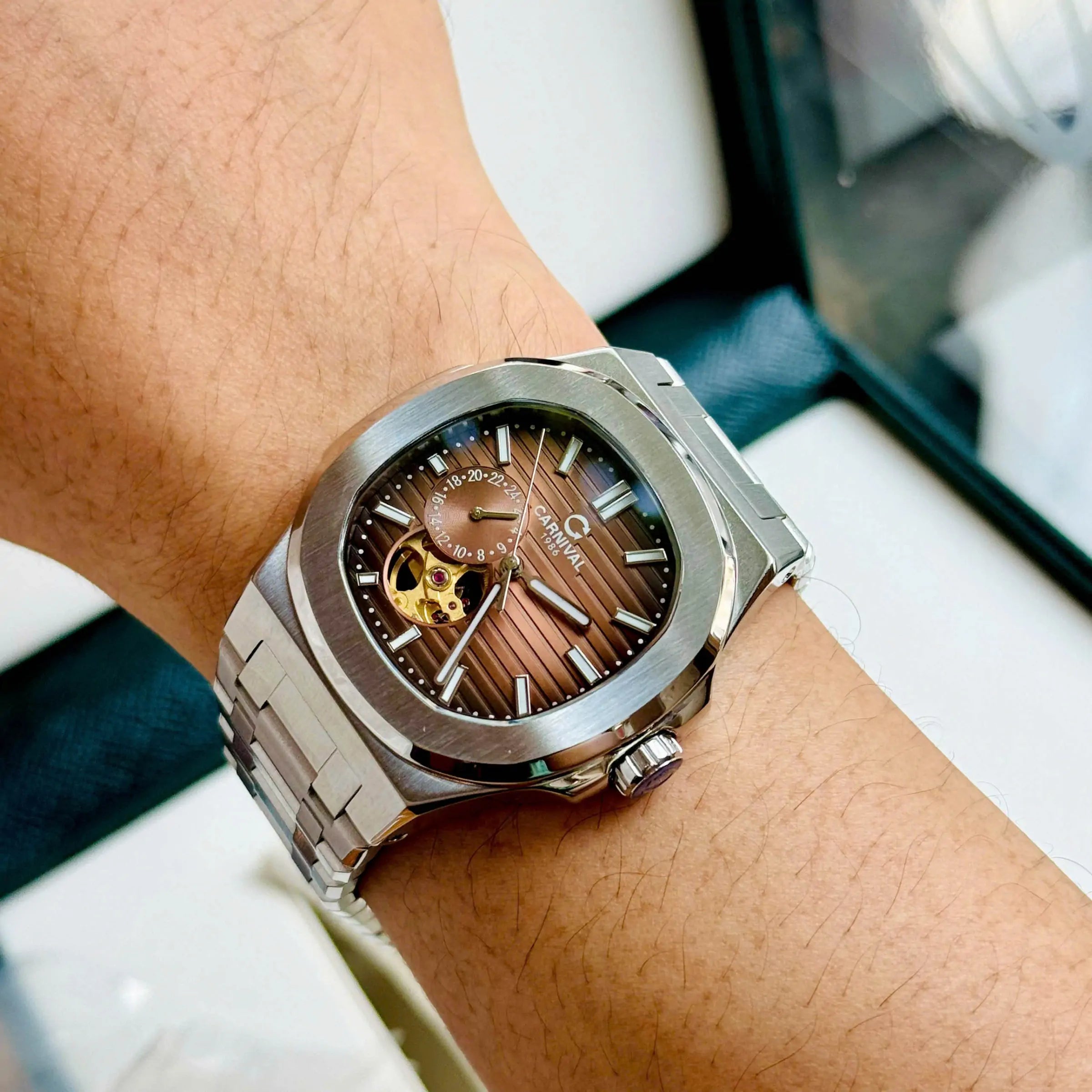 Carnival 8159G Bạc Nâu ( 8159G-VT-N)