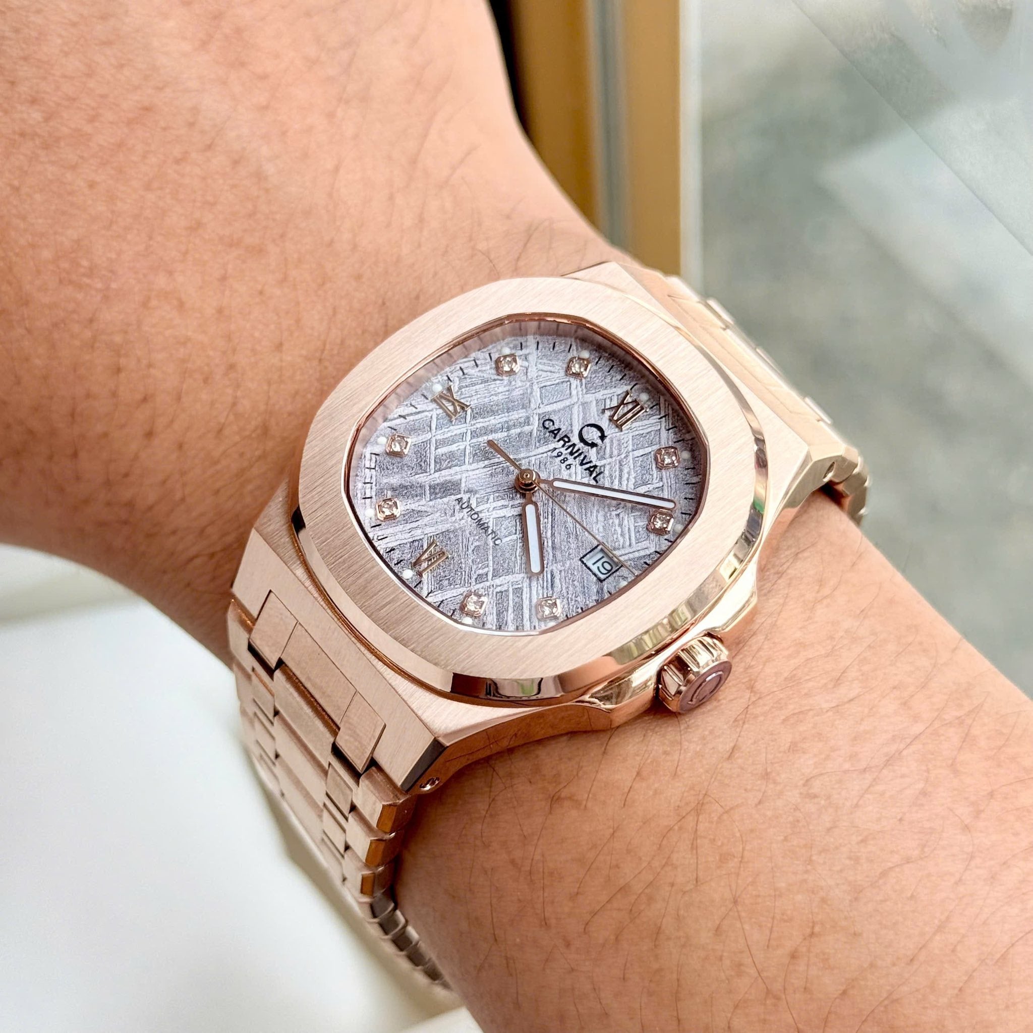 Carnival 8160G Rosegold Thiên Thạch ( 8160G-VH-TT)