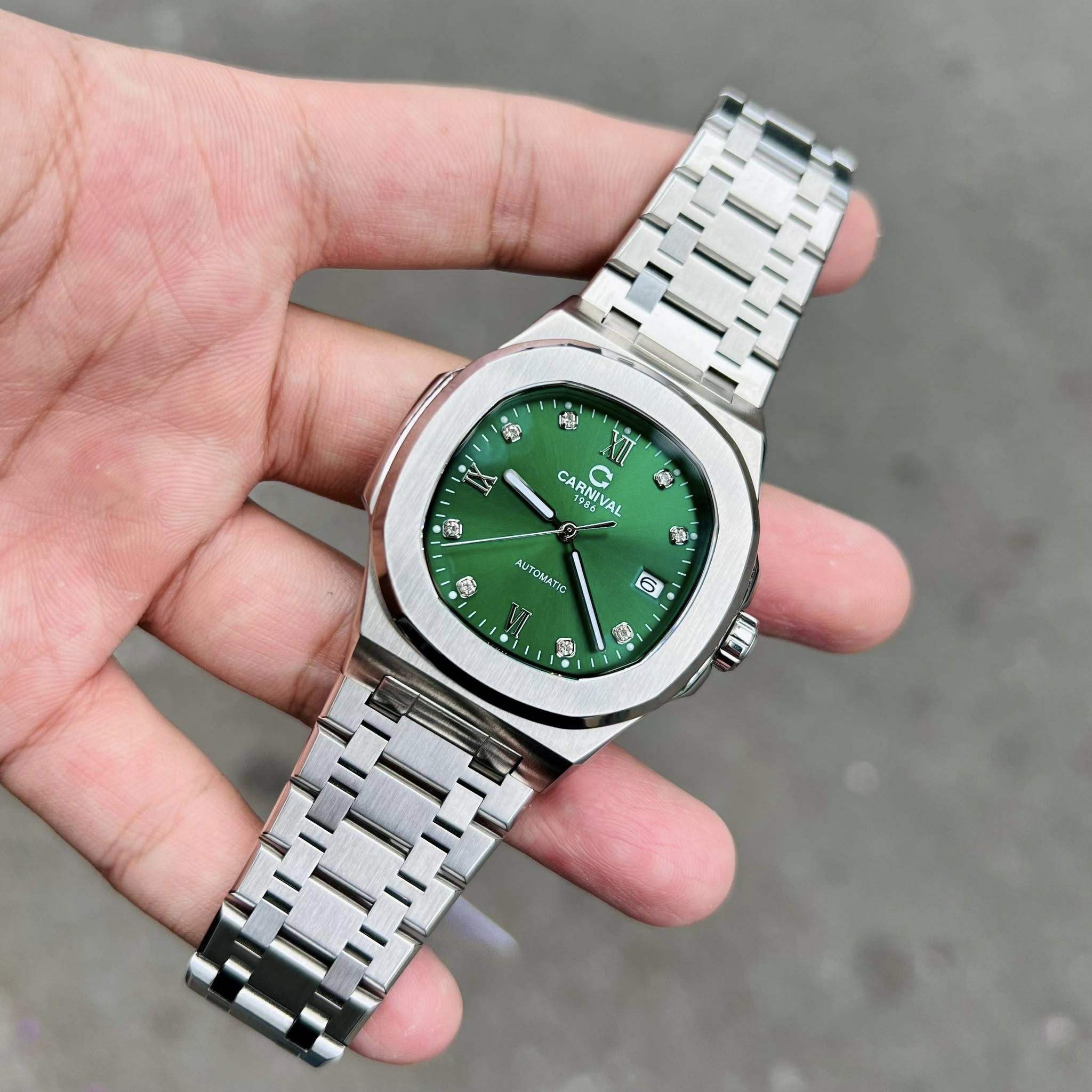 Carnival 8160G Bạc Xanh Lá ( 8160G-VT-XL)