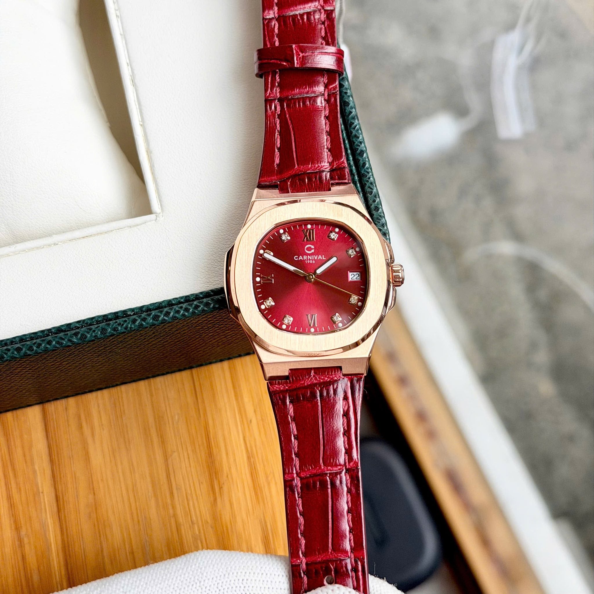Carnival 8160L Rosegold Đỏ Dây Da ( 8160L-VH-DD-DO)