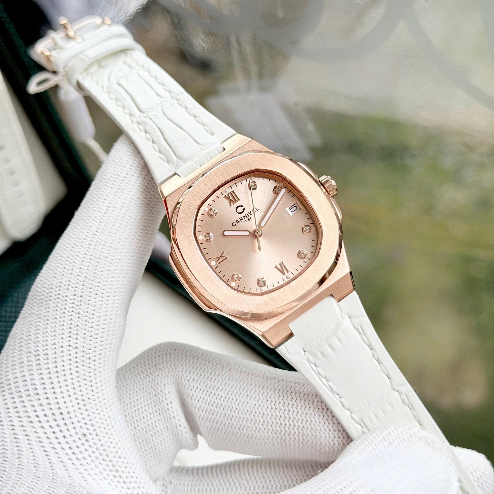 Carnival 8160L Rosegold Sundust Dây Da Trắng ( 8160L-VH-DD-NN1)