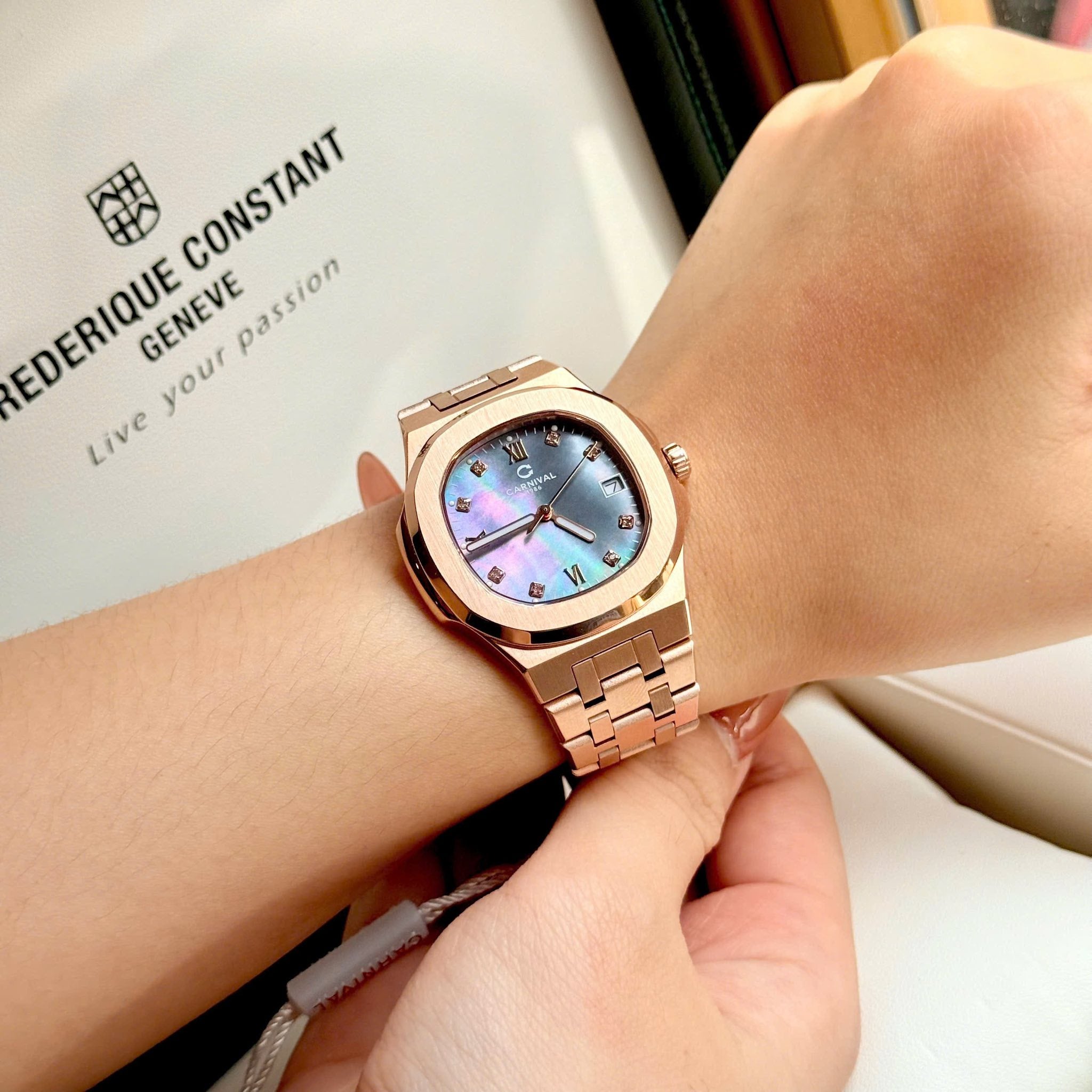 Carnival 8160L Rosegold Xà Cừ Tím ( 8160L-VH-DK)
