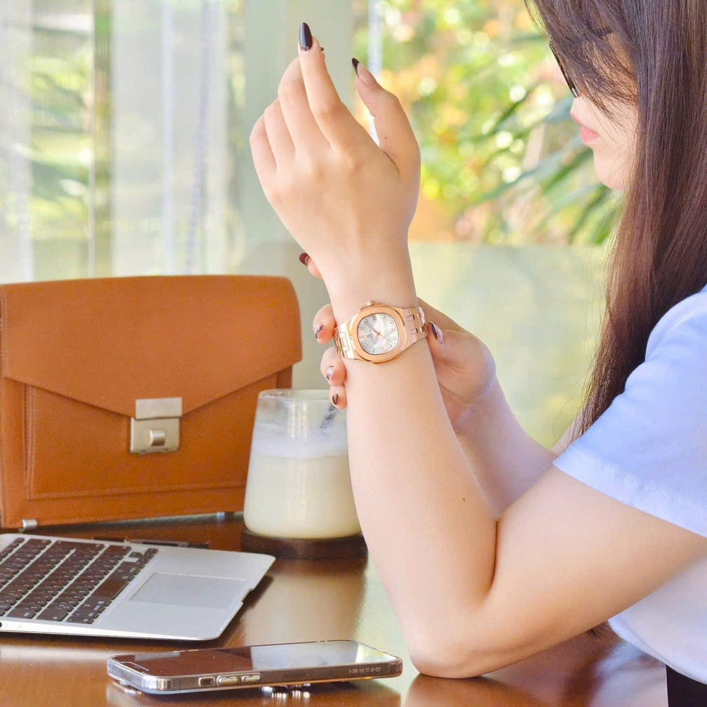 Carnival 8160L Rosegold Xà Cừ Trắng ( 8160L-VH-TK)