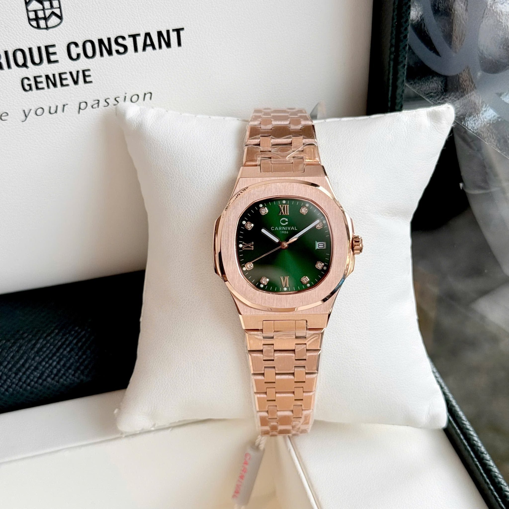 Carnival 8160L Rosegold Xanh Lá ( 8160L-VH-XL)