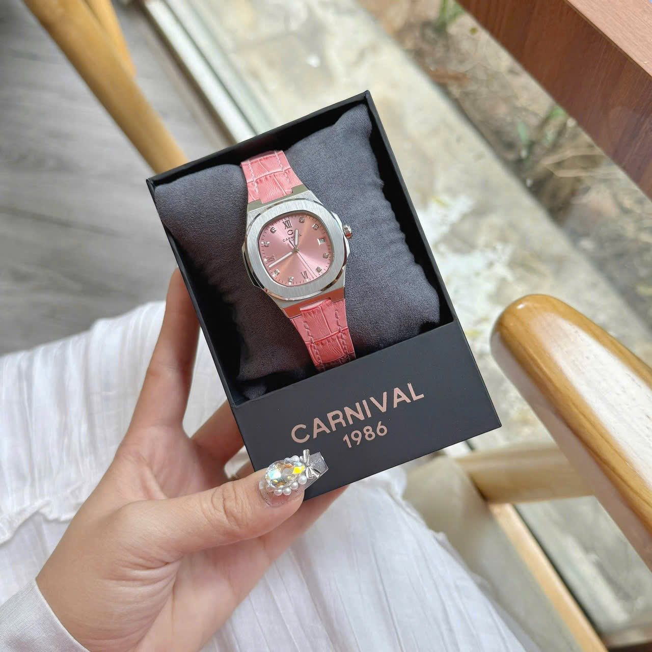 Carnival 8160L Bạc Hồng Dây Da Hồng ( 8160L-VT-DD-H2)