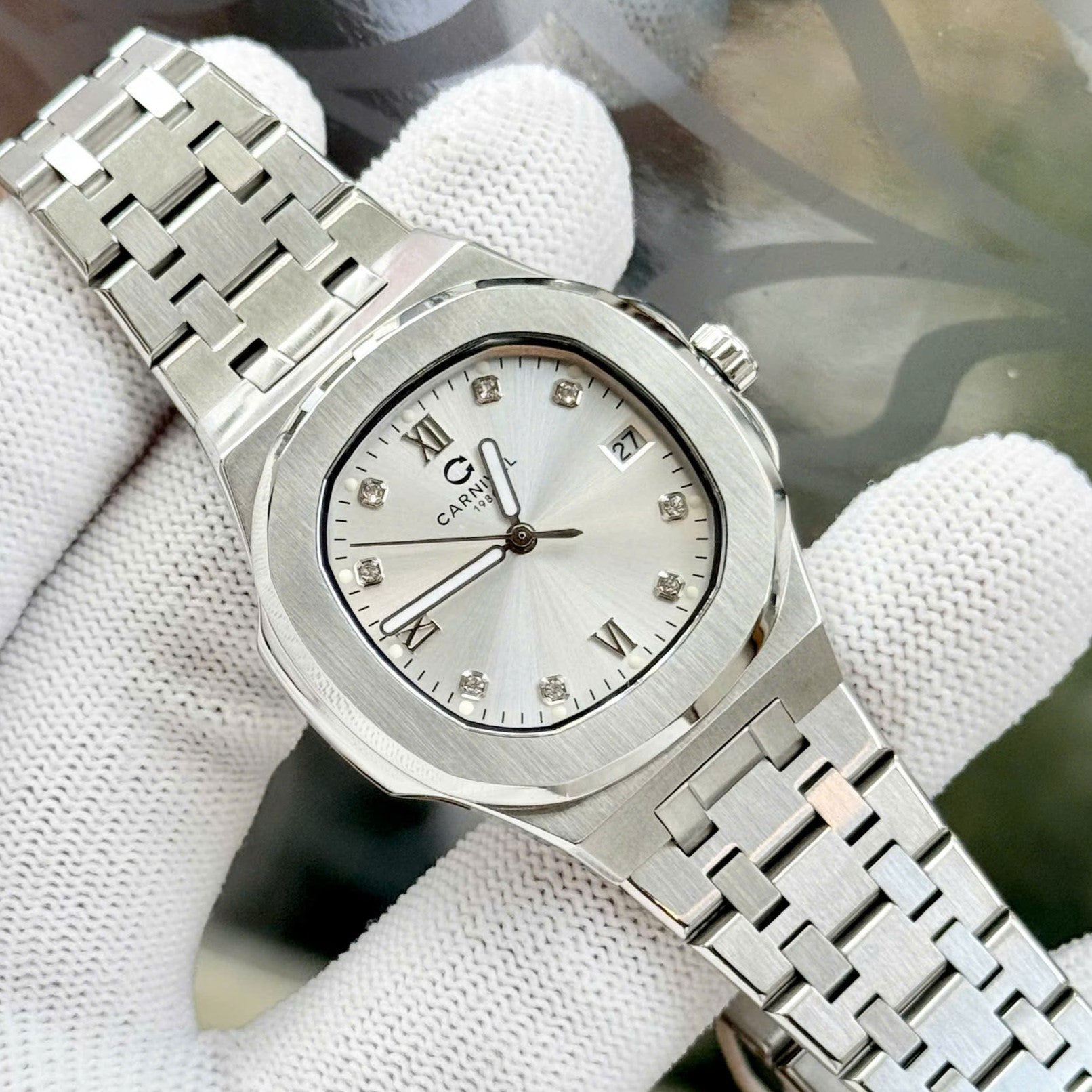 Carnival 8160L Bạc Trắng ( 8160L-VT-T)