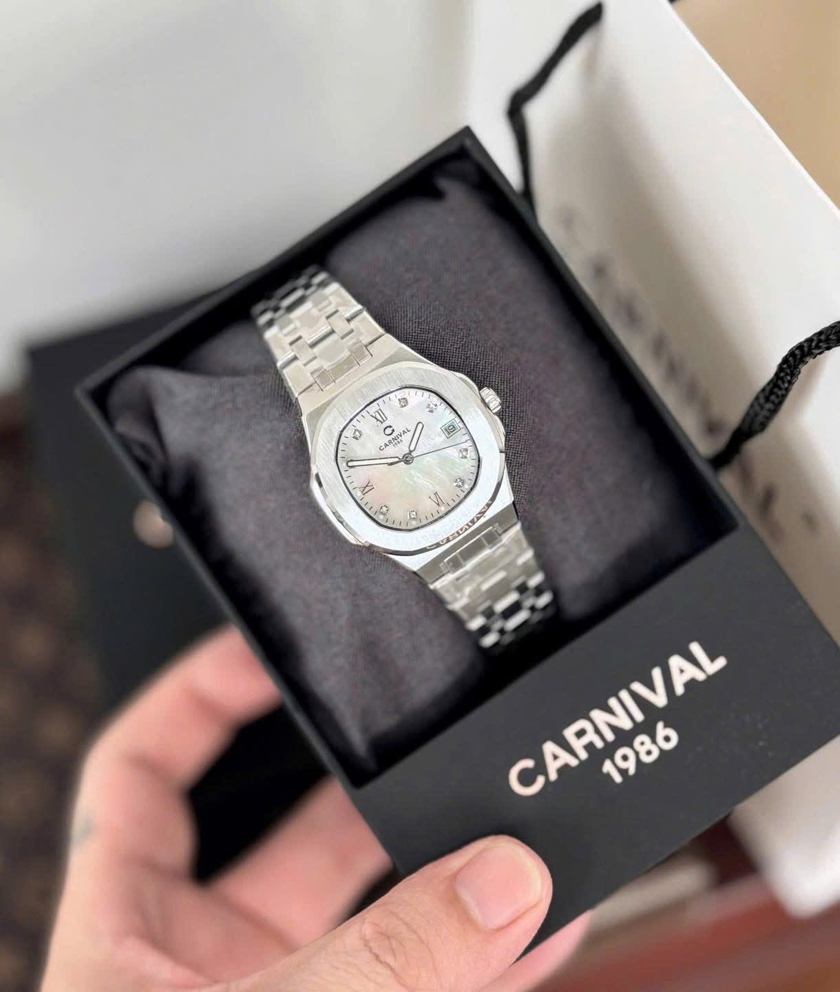 Carnival 8160L Bạc Xà Cừ Trắng ( 8160L-VT-TK)