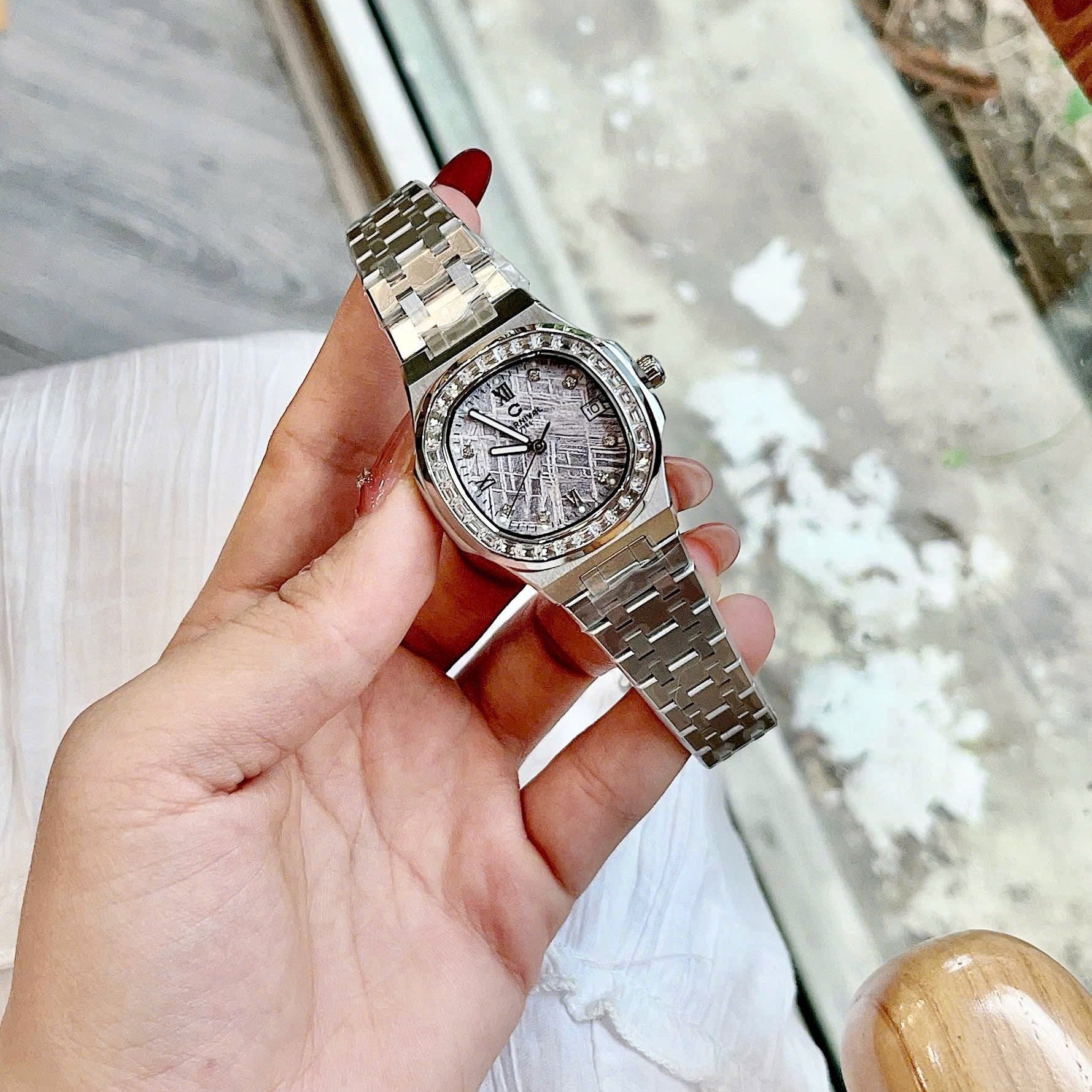 Carnival 8160L2 Bạc Thiên Thạch ( 8160L2-VT-TT)