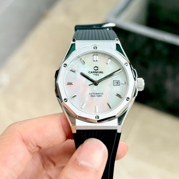 Carnival 8168G Bạc Xà Cừ Trắng ( 8168G-VT-DCS-TK)