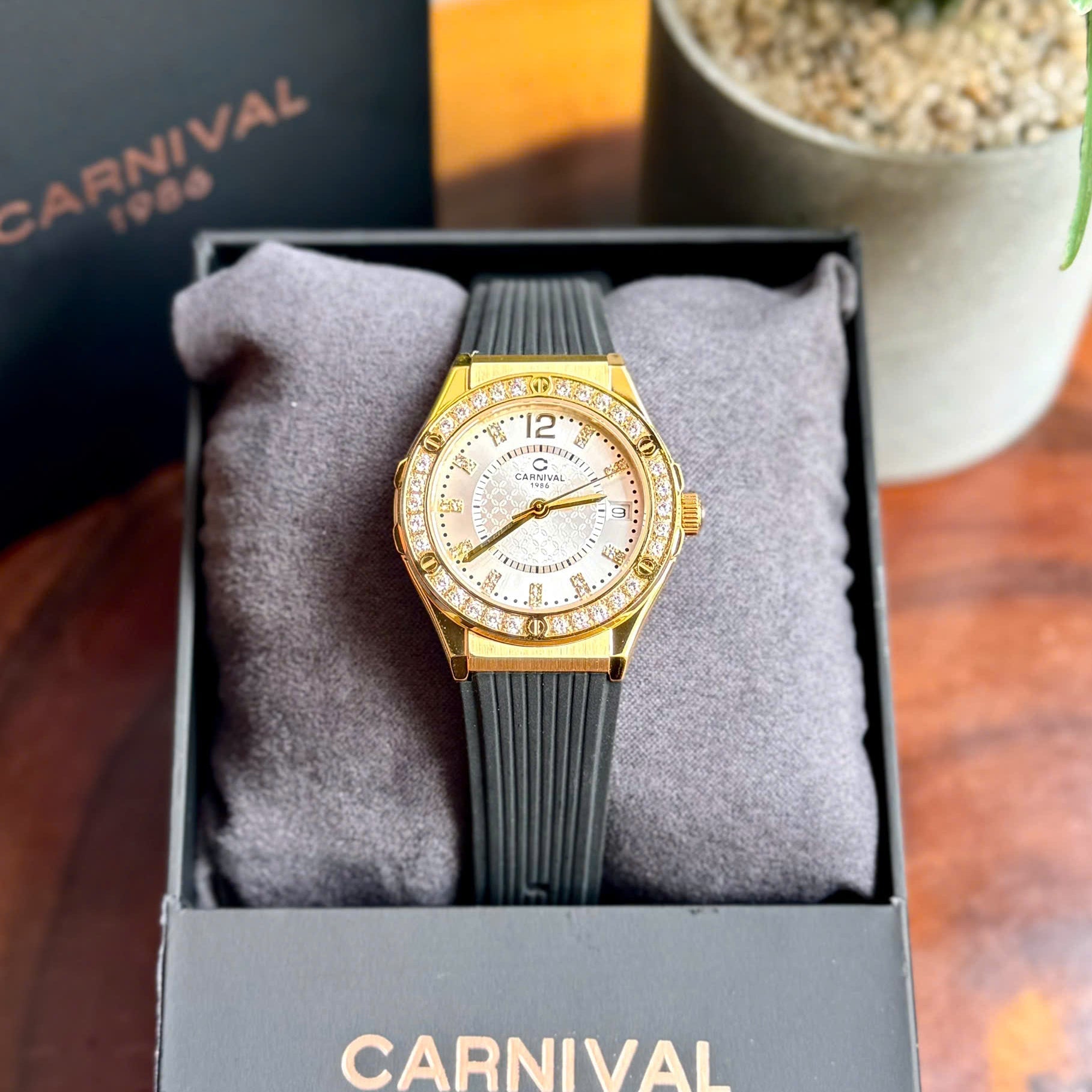 Carnival 8173L2 Gold Trắng ( 8173L2-VV-DCS-T)