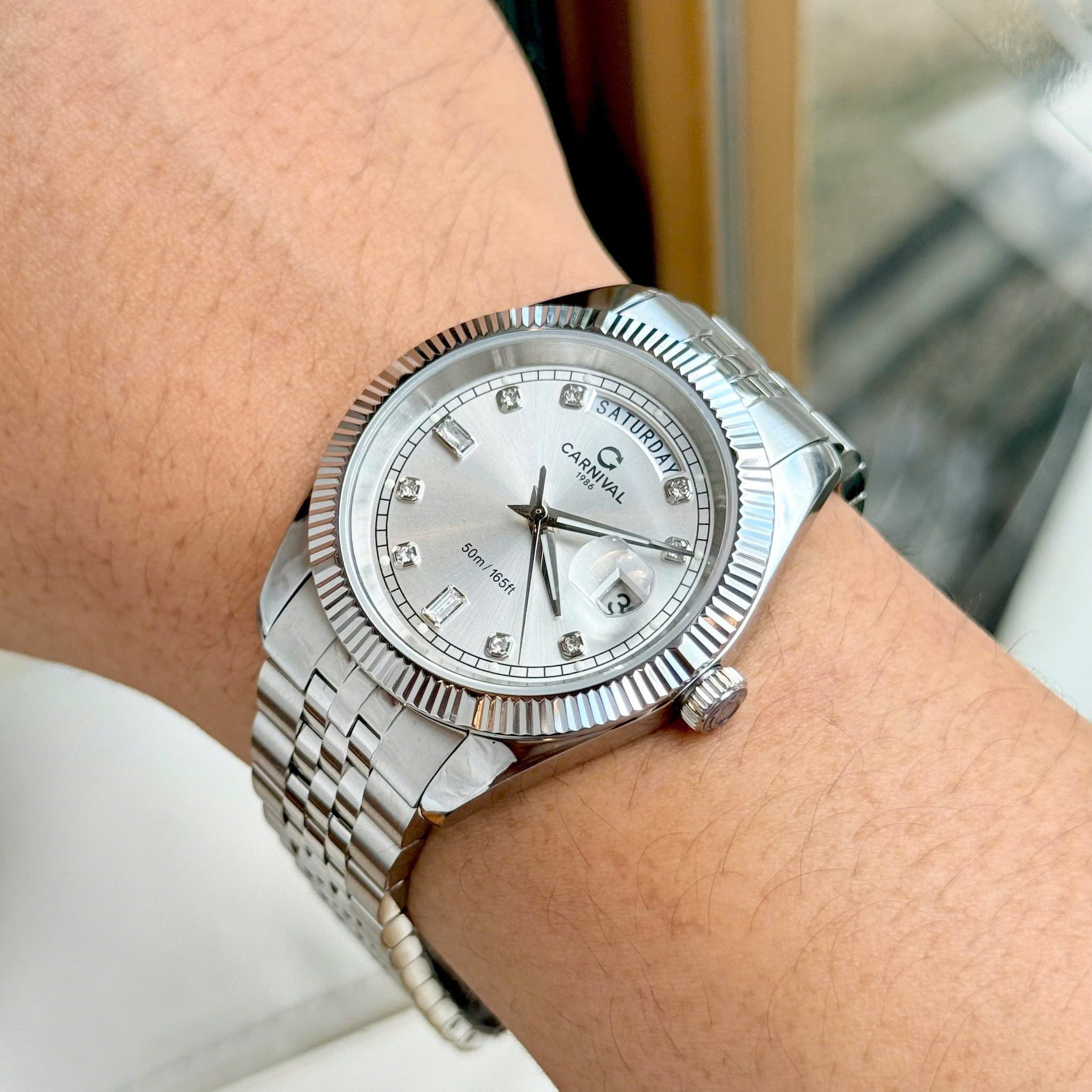 Carnival 8190G Bạc Trắng ( 8190G-VT-T)