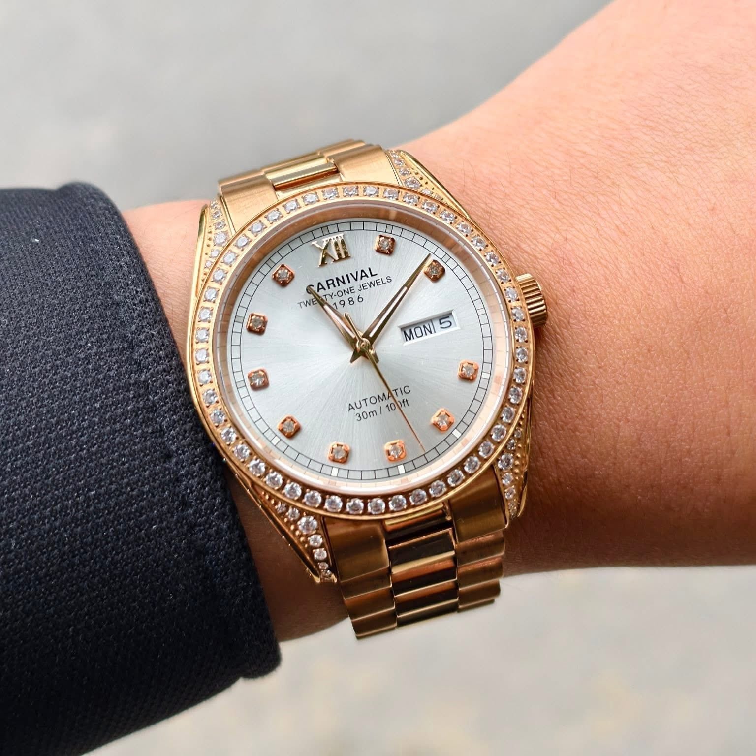 Carnival 8907G Rosegold Trắng ( 8907G-VH-T)