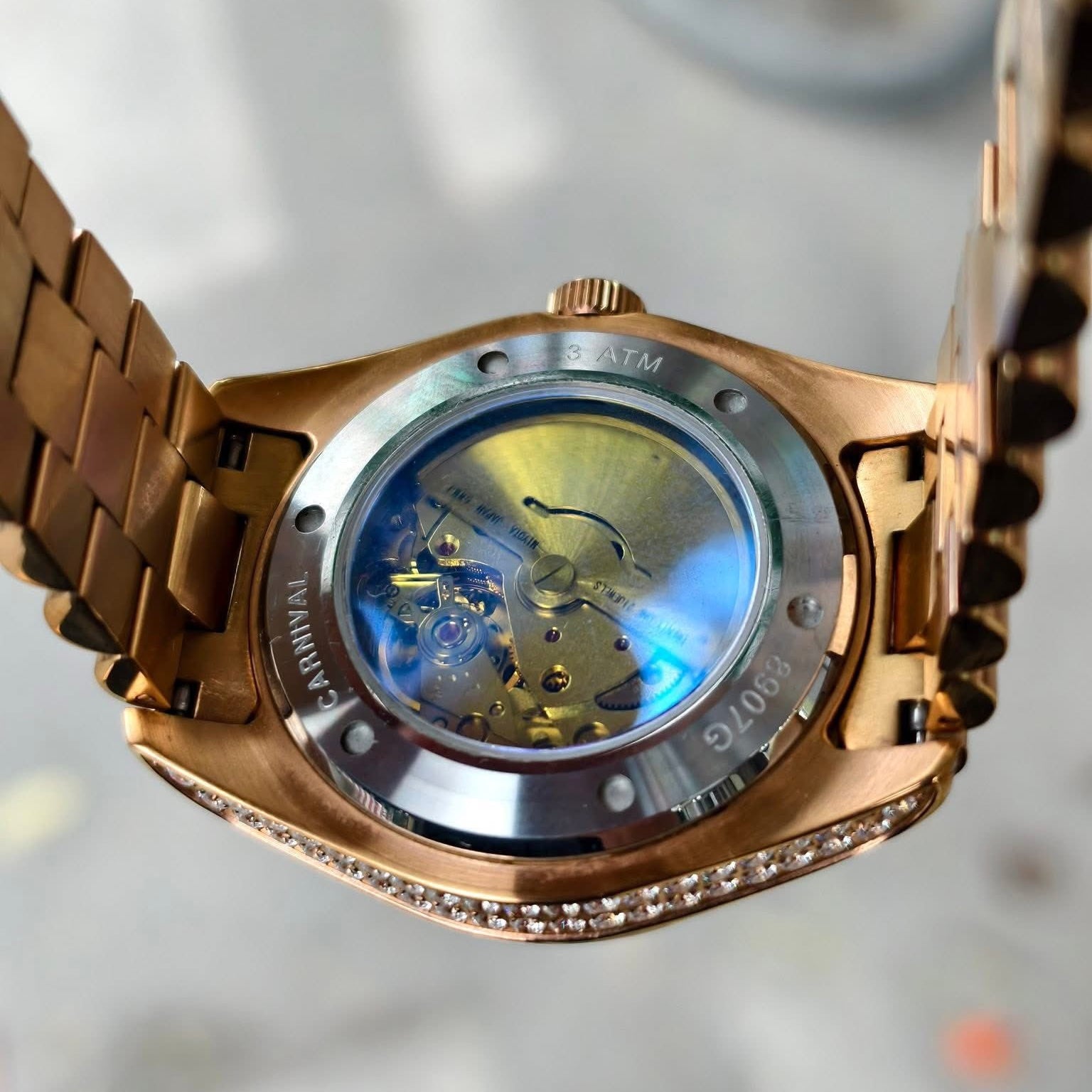 Carnival 8907G Rosegold Trắng ( 8907G-VH-T)