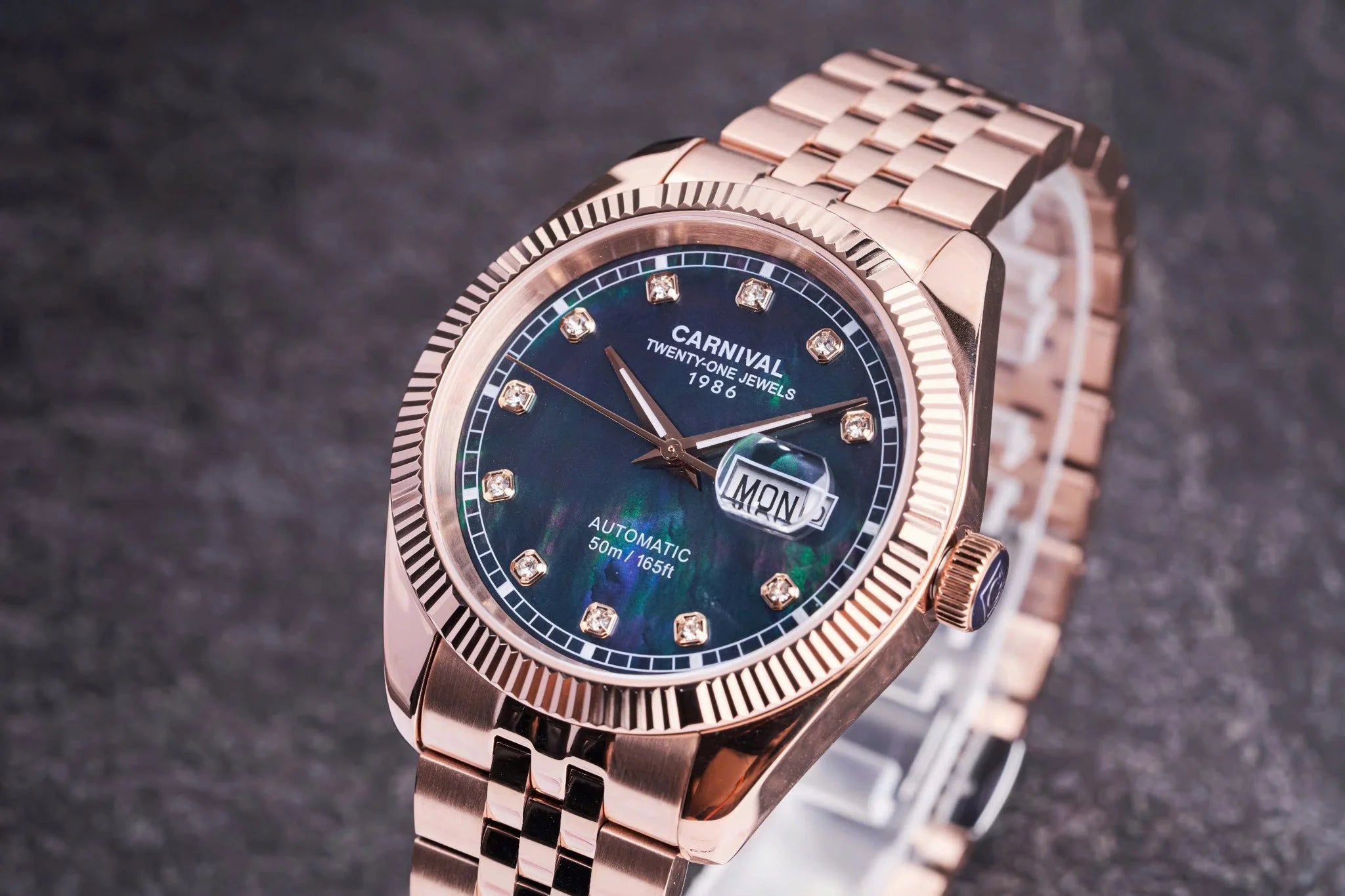 CARNIVAL 8131G-VH-DK